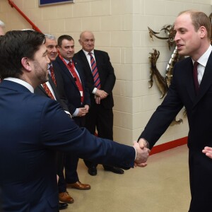 Le prince William, duc de Cambridge, lors d'une réception organisée par le Charitable Trust Welsh Rugby au Principality Stadium de Cardiff avant le match Pays de Galles-France lors du Tournoi des VI Nations, le 26 février 2016.