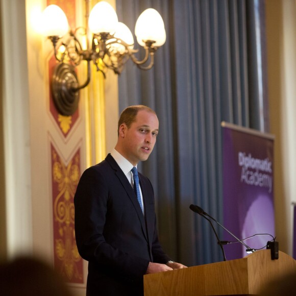 Le prince William visite le bureau du Foreign and Commonwealth Office (FCO) à Londres, le 16 février 2016.