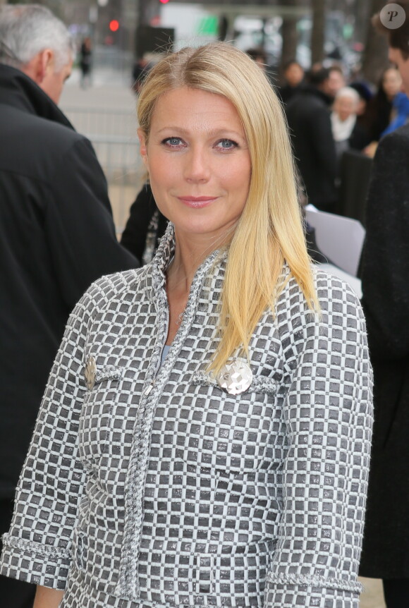 Gwyneth Paltrow au défilé de mode Haute-Couture "Chanel", collection printemps-été 2016, à Paris. Le 26 janvier 2016