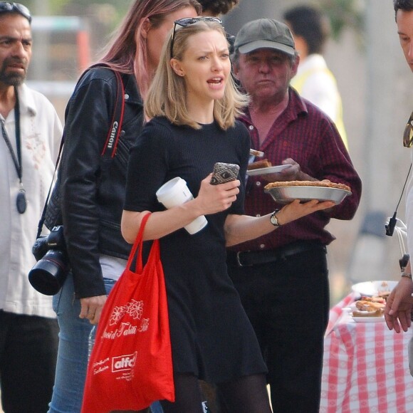 Amanda Seyfried sur tournage de 'The Last Word' à Los Angeles, le 2 mars 2016