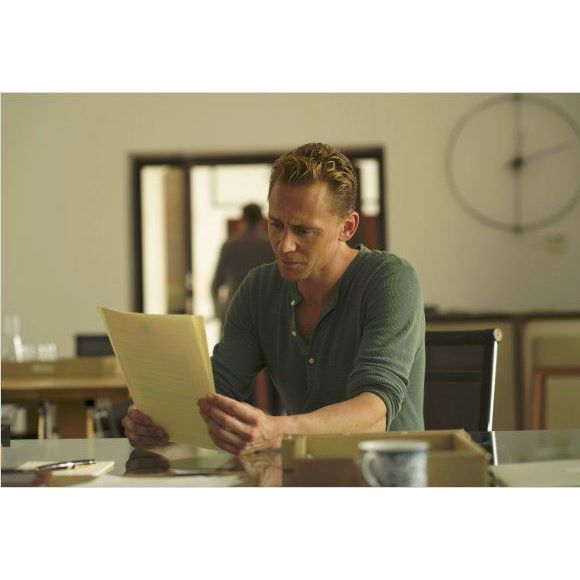 Tom Hiddleston dans The Night Manager