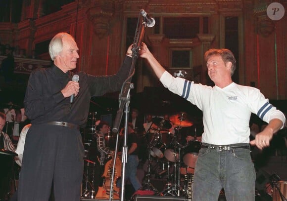 George Martin et Paul McCartney à Londres en septembre 1997.