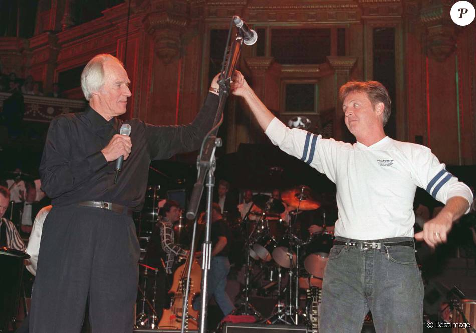 George Martin et Paul McCartney à Londres en septembre 1997.