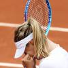 Maria Sharapova remporte facilement son match contre Samantha Stosur (6-3, 6-4) à Roland Garros le 29 mai 2015.