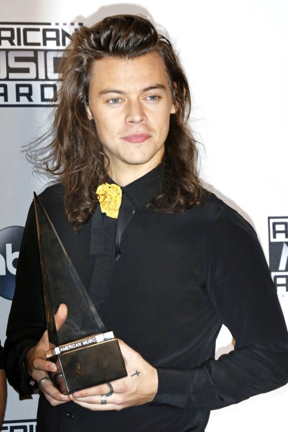 Harry Styles (One Direction) - Press Room lors de la 43e cérémonie annuelle des "American Music Awards" à Los Angeles, le 22 novembre 2015.