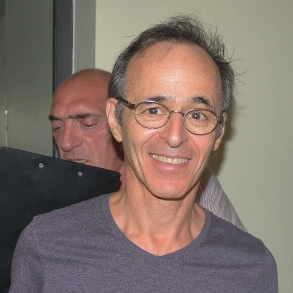 Exclusif - Jean-Jacques Goldman - Vente aux enchères à l'occasion du 20e anniversaire du spectacle "Les Vendanges du Coeur" à Ouveillan, près de Narbonne (Aude) au profit des "Restos du Coeur" le 20 juillet 2014.