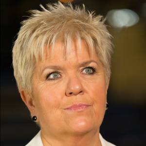 Exclusif - Mimie Mathy - Backstage de l'enregistrement de l'émission "La télé chante pour le Sidaction" aux Folies Bergère à Paris. Le 11 mars 2015.