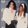 Michael Jackson et sa soeur Janet lors des Grammy Awards en 1993