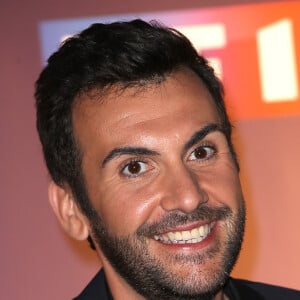 Laurent Ournac (animateur de l'émission) - Photocall Danse avec les stars 6 devant TF1 à Boulogne-Billancourt, le 7 octobre 2015.