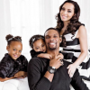 Chris Bosh et sa femme Adrienne (photo Instagram lors des fêtes de fin d'année 2015) sont devenus le 15 mars 2016 parents de jumeaux, Lennox et Phoenix, qui rejoignent leur grande demi-soeur Trinity (6 ans), leur frère Jackson et leur soeur Dylan Skye.
