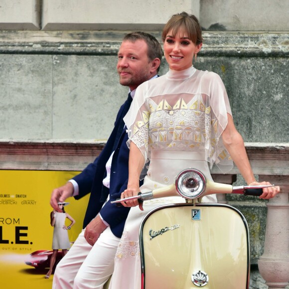 Guy Ritchie avec sa femme Jacqui Ainsley à la première de 'The Man From U. N. C. L. E' à Londres, le 7 aout 2015