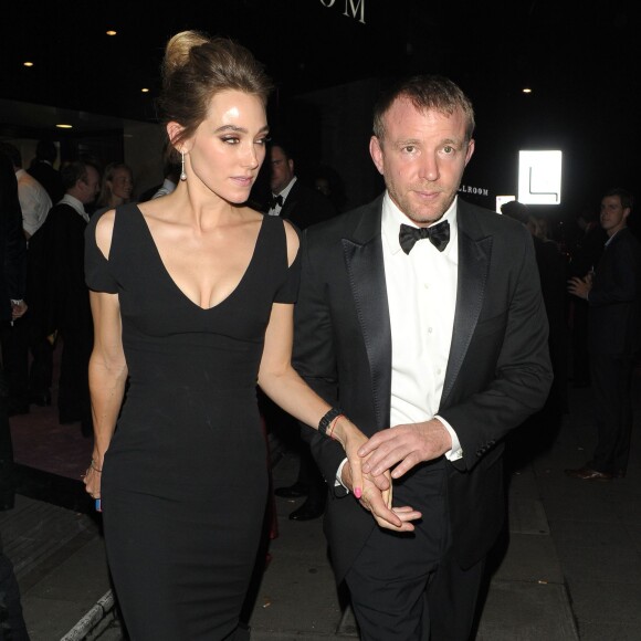 Jacqui Ainsley et Guy Ritchie au " Boodles Boxing Ball " àLondres Le 21 septembre 2013