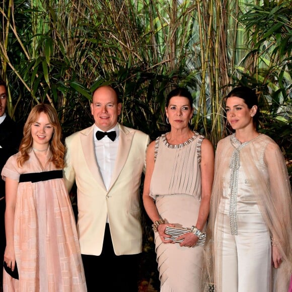 La princesse Alexandra de Hanovre, le prince Albert II de Monaco, la princesse Caroline de Hanovre, Charlotte Casiraghi au 62e Bal de la Rose, sur le thème de Cuba opéré par Karl Lagerfeld, dans la Salle des Etoiles du Sporting de Monte-Carlo, le 19 mars 2016, au profit de la Fondation Princesse Grace présidée par la princesse Caroline de Hanovre. © Bruno Bebert / Bestimage