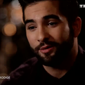 Kendji Girac explique pourquoi sa famille ignore son salaire. Emission "Sept à Huit" sur TF1, le 20 mars 2016.