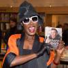 Grace Jones présente et dédicace son livre: "Je n'écrirai jamais mes mémoires" à la libraire du Bon Marché Rive Gauche à Paris, le 18/03/2016 - Paris