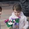 La princesse Marie et la princesse Athena ont reçu un bouquet de fleurs en Lego ! Le prince Joachim et la princesse Marie de Danemark ont inauguré le 19 mars 2016 avec leurs enfants le prince Henrik (6 ans), la princesse Athena (4 ans) et le prince Felix (13 ans) Ninjago World, la attraction du parc à thème Legoland à Billund.