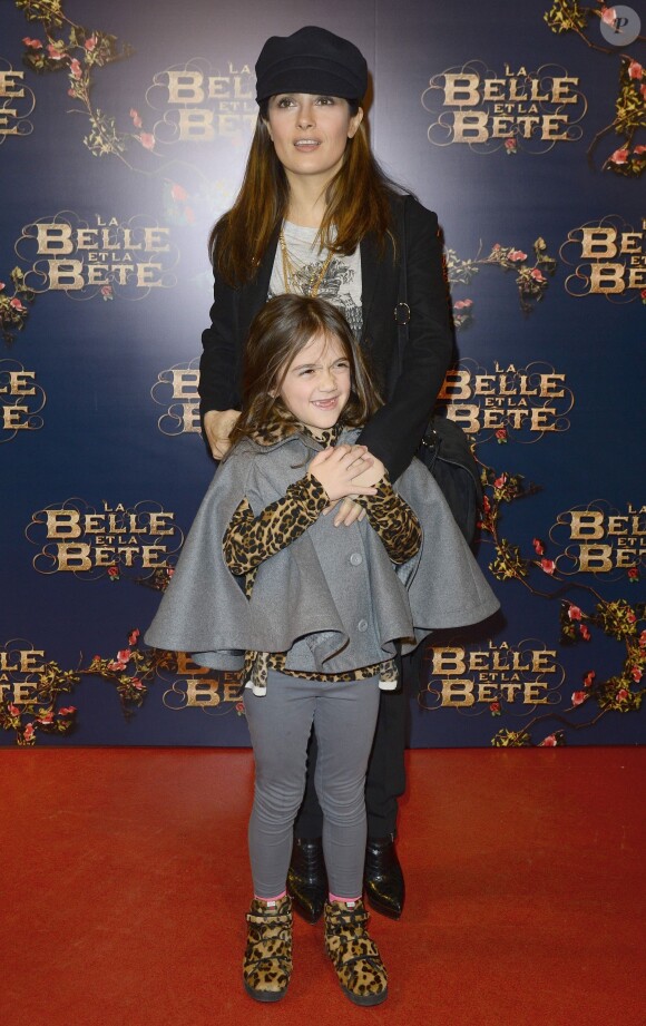 Salma Hayek et sa fille Valentina - Avant-première du film "La Belle et La Bête" à Paris le 9 février 2014.