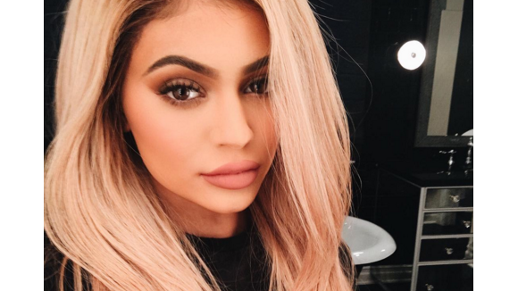 Kylie Jenner, blonde irrésistible : Énième transformation capillaire