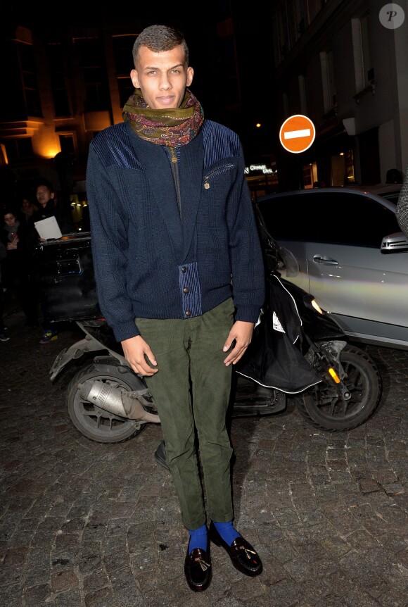 Le chanteur Stromae ( Paul Van Haver ) au défilé de mode hommes Valentino collection prêt-à-porter Automne Hiver 2015/2016 à l'hôtel Salomon de Rothschild à Paris, le 21 janvier 2015