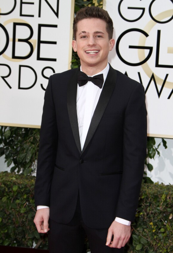 Charlie Puth à la La 73ème cérémonie annuelle des Golden Globe Awards à Beverly Hills, le 10 janvier 2016.