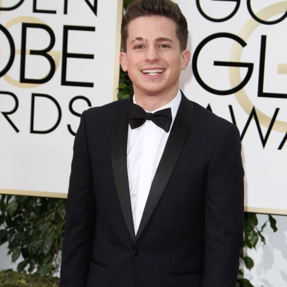 Charlie Puth à la La 73ème cérémonie annuelle des Golden Globe Awards à Beverly Hills, le 10 janvier 2016.