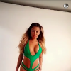 Parisa en bikini : elle fait grimper la température sur Snapchat,  le 30 mars 2016