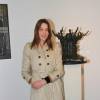 Carla Bruni-Sarkozy - Inauguration de l'exposition de Roxane Depardieu, baptisée "Mr Otto Noselong", au sein de la galerie Catherine Houard à Paris le 31 mars 2016