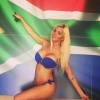 Jessica des "Marseillais South Africa" en bikini, lors du tournage de la télé-réalité de W9