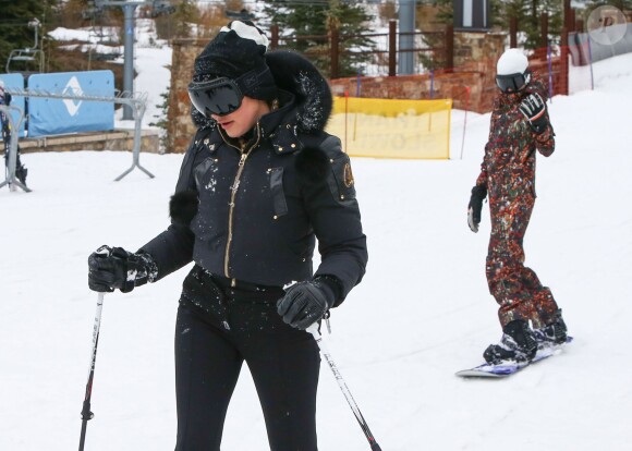 Khloe Kardashian, Kendall Jenner - La famille Kardashian passe des vacances dans la station de ski de Vail dans le Colorado, le 5 avril 2016
