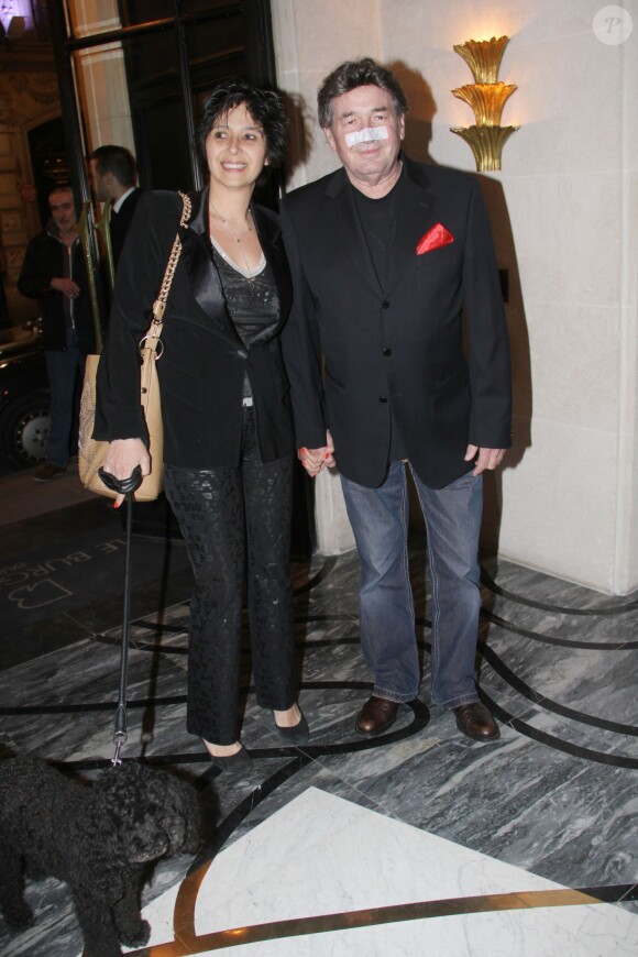Pascal Danel et sa femme Florence - Jean-Pierre Danel reçoit son disque d'or du DVD pour "Guitar Tribute" lors d'une soirée à l'hôtel Burgundy à Paris, le 7 avril 2016. © Baldini/Bestimage