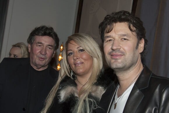 Pascal Danel, Loana Petrucciani et Jean-Pierre Danel - Jean-Pierre Danel reçoit son disque d'or du DVD pour "Guitar Tribute" lors d'une soirée à l'hôtel Burgundy à Paris, le 7 avril 2016. © Perusseau/Bestimage 