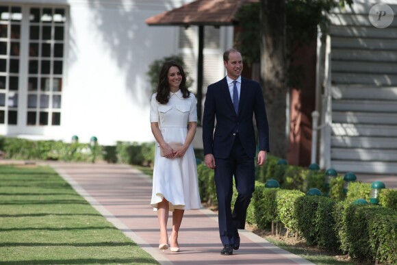 Le prince William, duc de Cambridge, et Kate Catherine Middleton, duchesse de Cambridge, visitent le musée Gandhi Smriti à New Delhi, avant d'aller se recueillir sur le mémorial de Mahatma Gandhi, à l'occasion de leur voyage en Inde. Le 11 avril 2016  The Duke and Duchess of Cambridge pay their respects at Gandhi Smriti in New Dehli, India, the place where Mahatma Gandhi's life ended on 30 January 1948.11/04/2016 - New Dehli