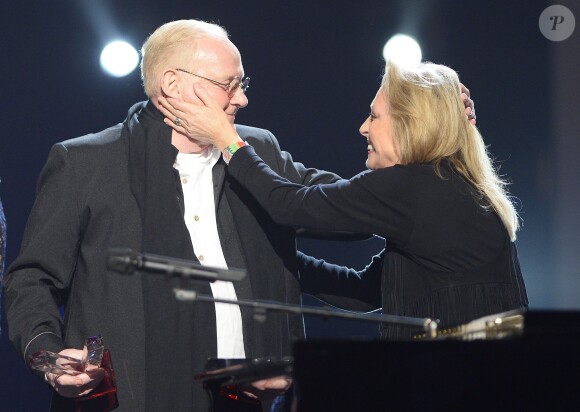 William Sheller et Véronique Sanson lors de la cérémonie des 31e Victoires de la Musique le 12 février 2016 à Paris