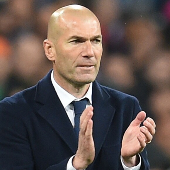 Zinédine Zidane lors du match du quart de finale retour de la Ligue des Champions entre le Real Madrid et Wolfsburg à Madrid le 12 avril 2016 