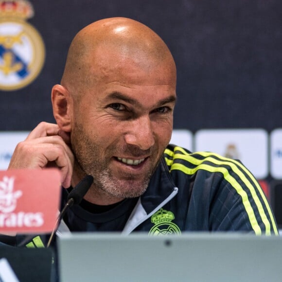 Zinédine Zidane lors d'une conférence de presse organisée à Madrid le 1er avril 2016 