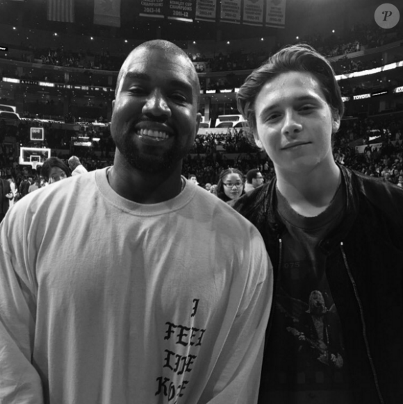 Kanye West et Brooklyn Beckham au Staples Center. Photo publiée le 13 avril 2016.