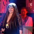 L'artiste Nathalie Cardone sur le plateau des Années bonheur le 16 avril 2016 sur France 2.