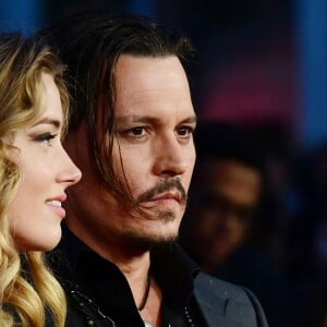 Johnny Depp et sa femme Amber Heard - Avant-première du film "Black Mass" lors du Festival BFI à Londres, le 11 octobre 2015.