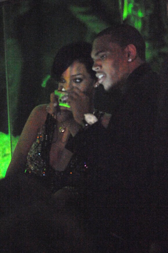 Exclusif - Chris Brown et Rihanna dans un club à Paris. Le 2 mars 2008