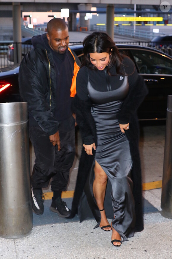 Kanye West et sa femme Kim Kardashian arrivent à l'aéroport JFK à New York pour prendre un avion. Le 16 avril 2016 © CPA / Bestimage
