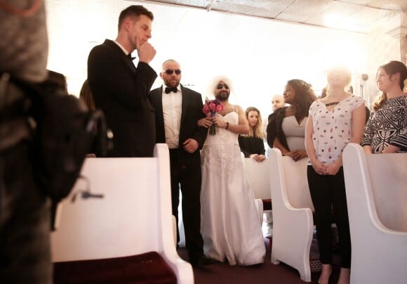Exclusif -  Mariage de Cyril Hanouna avec Camille Combal dans la Little White Wedding Chapel de Las Vegas le 2 avril 2016.
