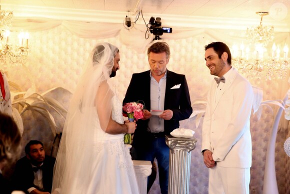 Exclusif -  Mariage de Cyril Hanouna avec Camille Combal dans la Little White Wedding Chapel de Las Vegas le 2 avril 2016.
