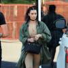 Kim Kardashian emmène sa fille North West à un cours de ‘aerial arts' à Redondo Beach. Kim porte des sandales en plexiglas et laisse entrevoir son camel toe! Le 21 avril 2016
