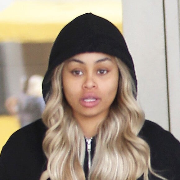Kim Kardashian est allée déjeuner avec son frère Rob Kardashian et sa fiancée Blac Chyna à Beverly Hills, le 26 avril 2016