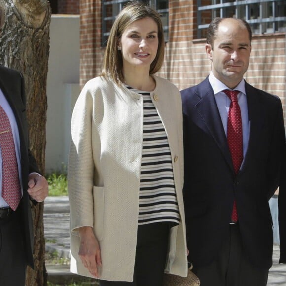 La reine Letizia d'Espagne présidait la cérémonie d'annonce du lauréat du Prix Fondation Princesse de Gérone 2016 dans la catégorie Entité, le 26 avril 2016 à Madrid.