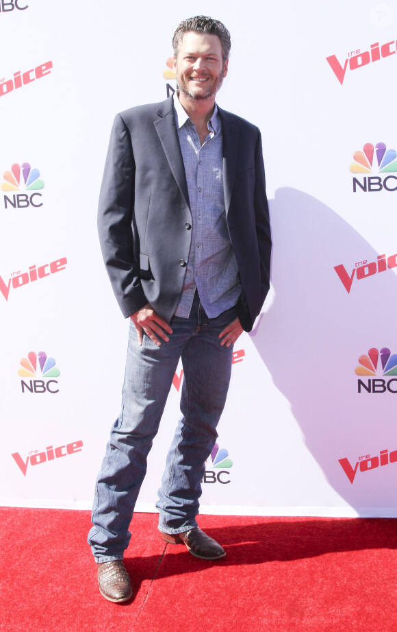 Blake Shelton à la journée de charité Karaoke 'The Voice' à Sunset Hyde Kitchen à Hollywood, le 21 avril 2016