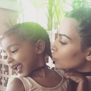 Kim Kardashian et sa fille North sur une photo publiée sur Instagram le 22 avril 2016