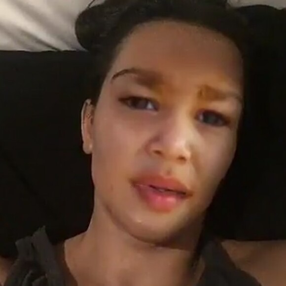 Kim Kardashian s'amusant sur Snapchat en échangeant son visage avec celui de sa fille North.