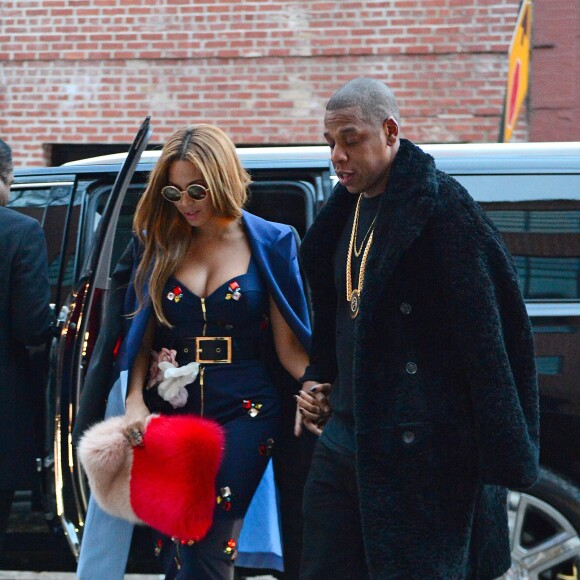 Beyoncé Knowles et son mari Jay-Z sont allés au défilé de mode de Kanye West à New York. Le 12 février 2015
