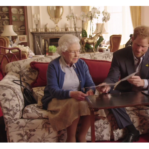 Le prince Harry et Elizabeth II ont répondu en vidéo à la provocation de Barack et Michelle Obama, le 29 avril 2016, au sujet des 2e Invictus Games, qui auront lieu du 8 au 12 mai à Orlando.